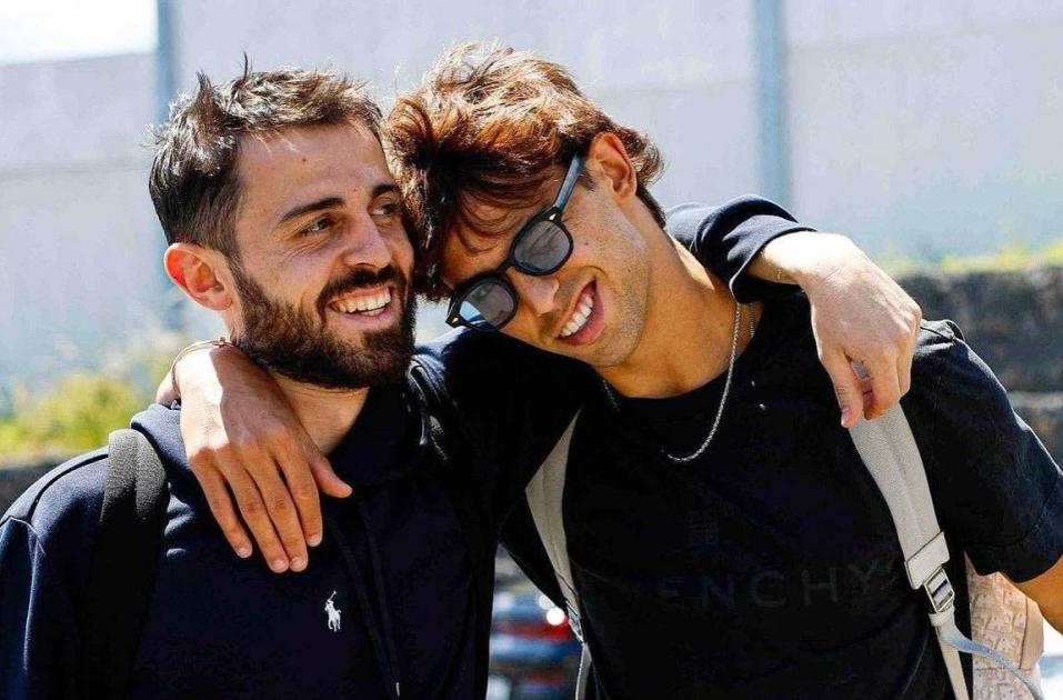 جواو فيليكس: أقنعت بيرنادو سيلفا بالانتقال إلى برشلونة 5951082