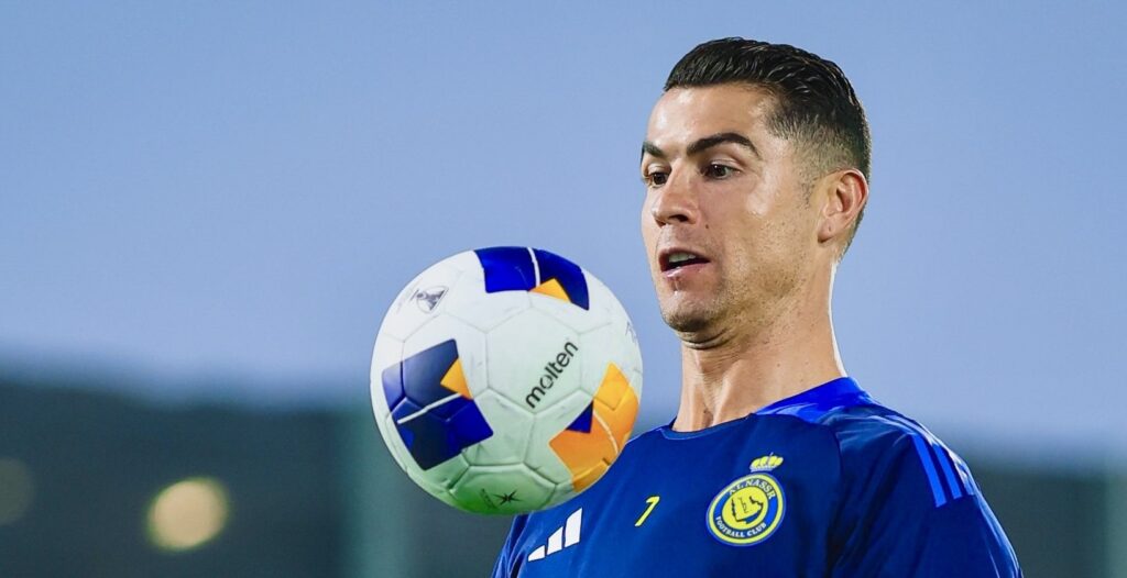 مفاوضات «صعبة» مع رونالدو لإبقائه في الدوري السعودي 1748526568 image