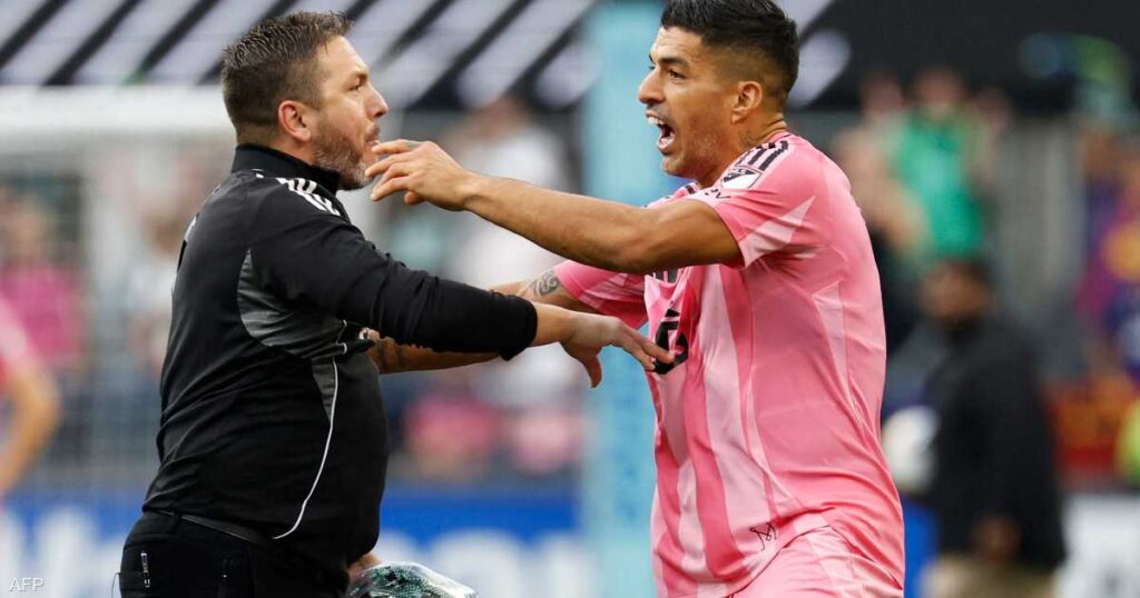 فيديو.. لقطة "مقززة" من سواريز تشعل كأس الدوريات الأميركي 1 1817264