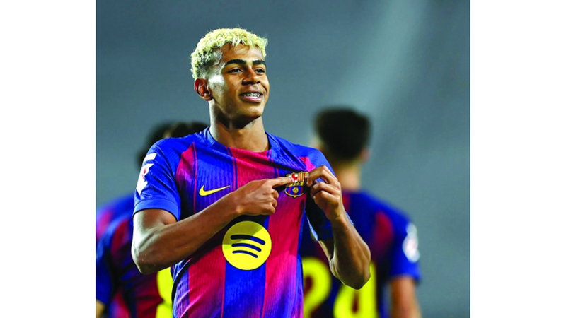 برشلونة يستعيد «جمال كرة القدم» قبل «الكلاسيكو» 1760692916 image
