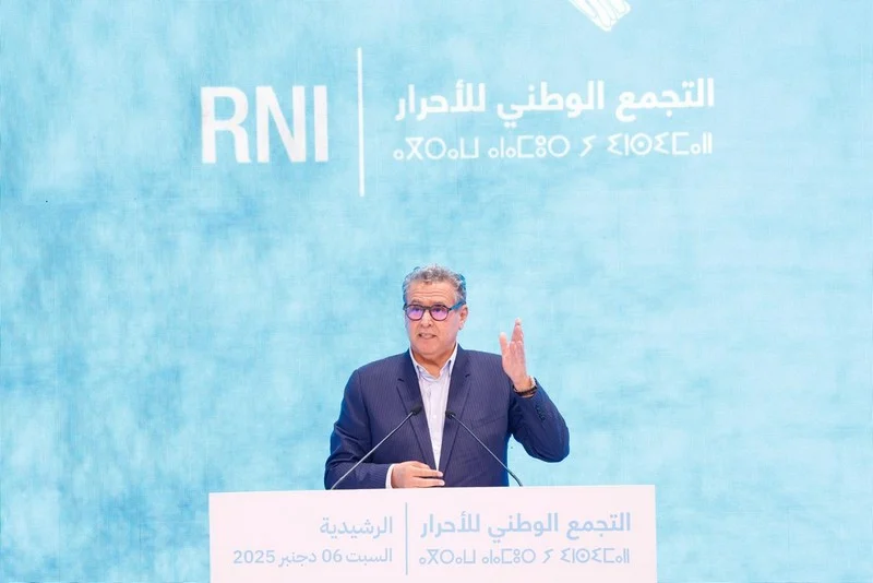 رئيس الجامعة الملكية المغربية لكرة القدم السيد فوزي لقجع يستقبل رئيس اللجنة الأولمبية السنغالية 1 رئيس الجامعة الملكية المغربية لكرة القدم السيد فوزي لقجع يستقبل