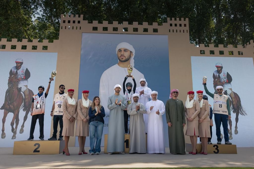 محمد بن منصور بن زايد يتوج الفائزين في سباق القدرة للإسطبلات الخاصة 1768745250 image